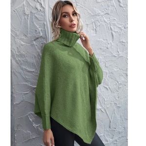 FINAL SALE! Green turtleneck poncho
